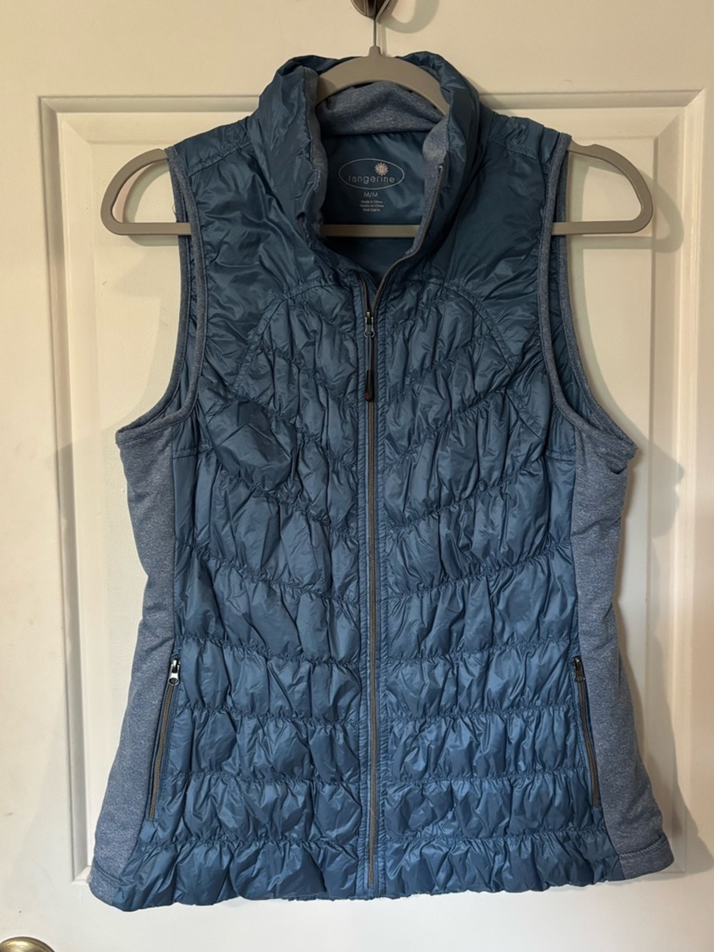 Tangerine Quilted Puffer Vest in Light Blue. Perfect mid weight! Medium.